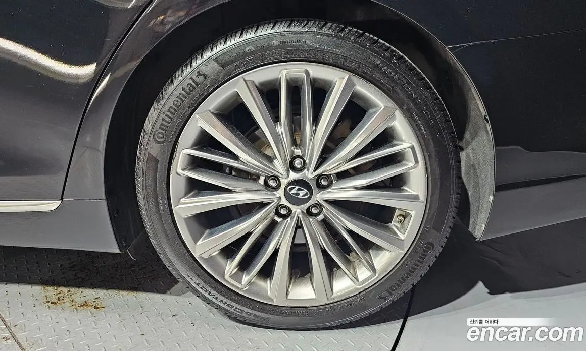 Hyundai Grandeur 2016 2.4 автомат (гидро), фото 7