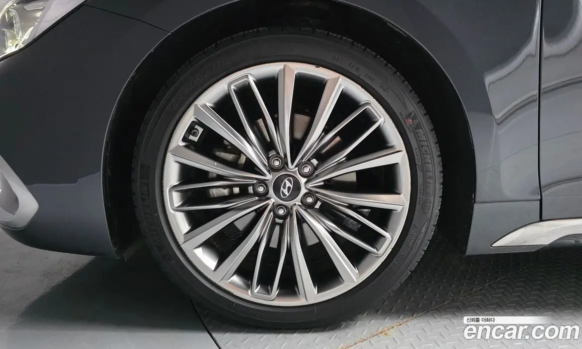 Hyundai Grandeur 2017 2.4 автомат (гидро), фото 5