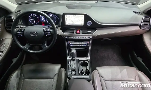 Hyundai Grandeur 2017 2.4 автомат (гидро), миниатюра 10