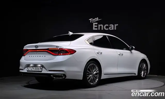 Hyundai Grandeur 2017 3.0 автомат (гидро), миниатюра 2