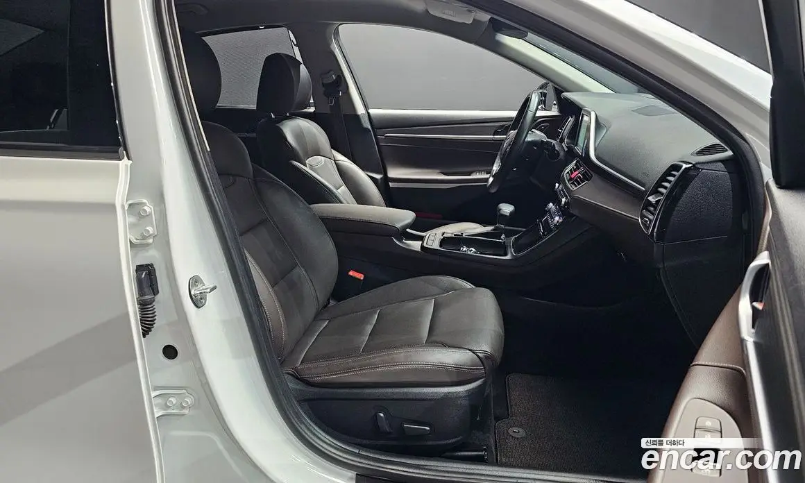 Hyundai Grandeur 2017 3.0 автомат (гидро), фото 16