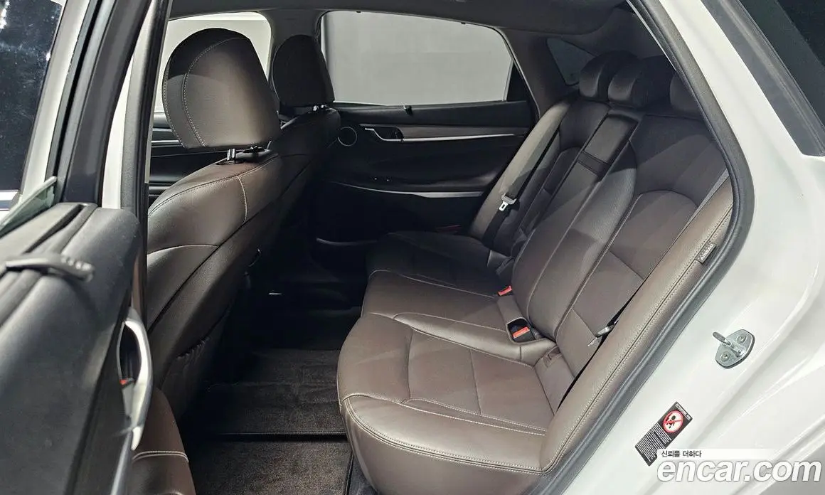 Hyundai Grandeur 2017 3.0 автомат (гидро), фото 18