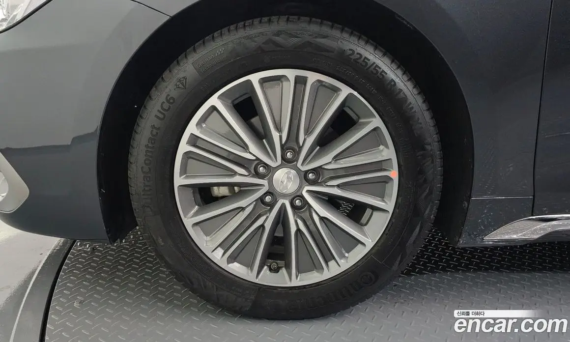 Hyundai Grandeur 2017 2.4 автомат (гидро), фото 4