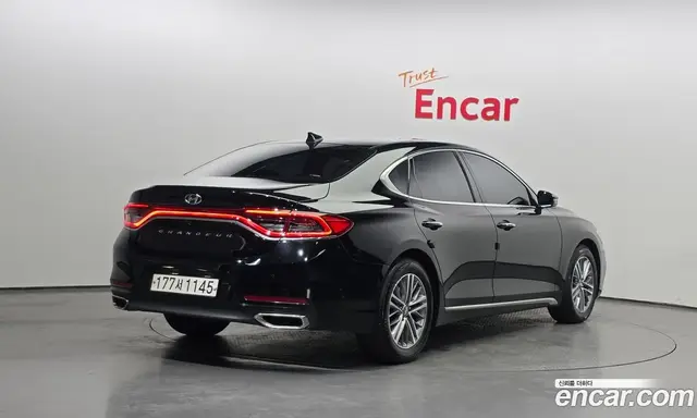 Hyundai Grandeur 2018 2.4 автомат (гидро), миниатюра 2