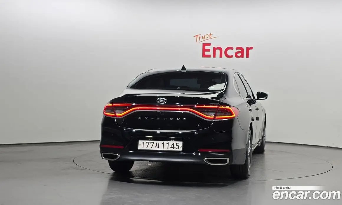 Hyundai Grandeur 2018 2.4 автомат (гидро), фото 4