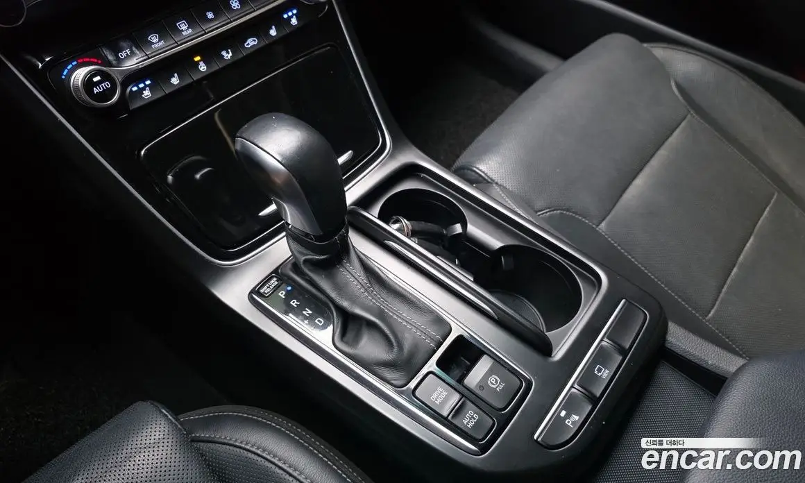 Hyundai Grandeur 2019 2.4 автомат (гидро), фото 12