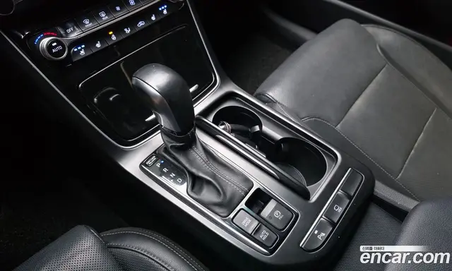 Hyundai Grandeur 2019 2.4 автомат (гидро), миниатюра 12