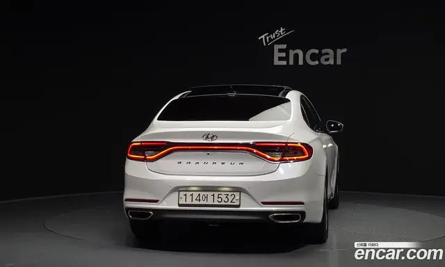 Hyundai Grandeur 2019 2.4 автомат (гидро), миниатюра 4