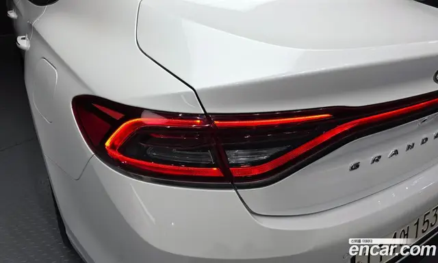 Hyundai Grandeur 2019 2.4 автомат (гидро), миниатюра 9