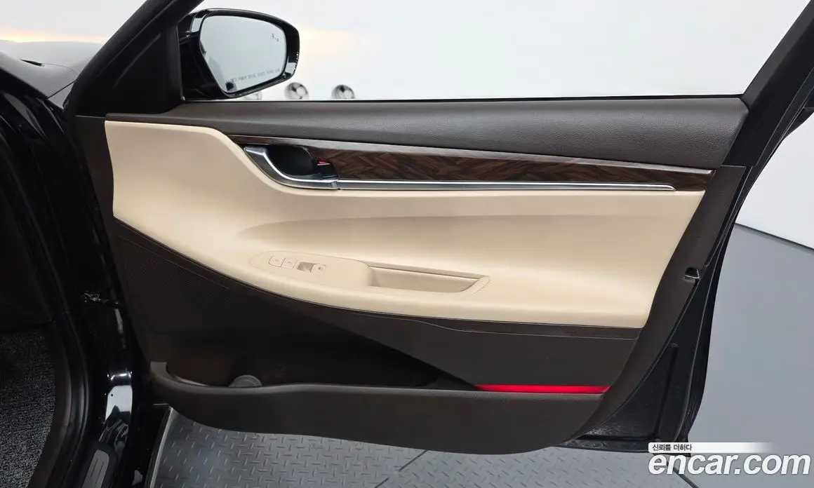 Hyundai Grandeur 2019 2.4 автомат (гидро), фото 14