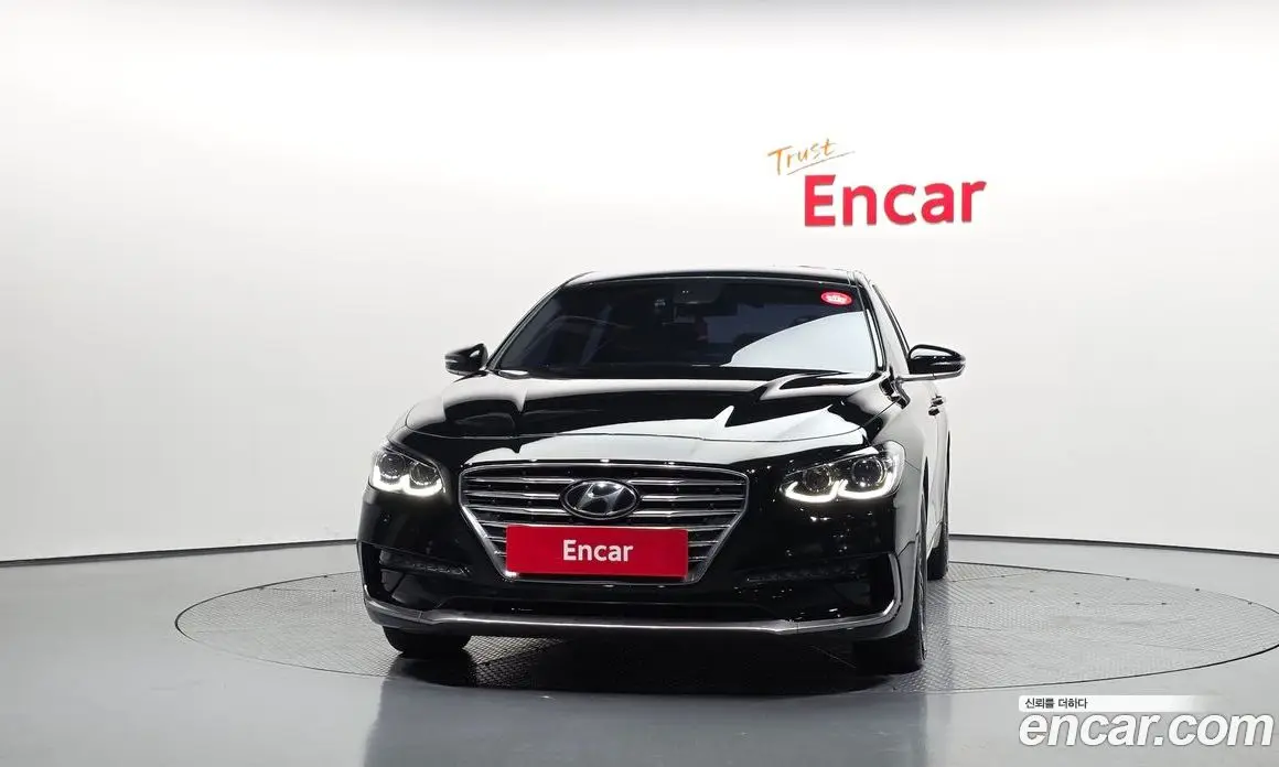 Hyundai Grandeur 2019 2.4 автомат (гидро), фото 3
