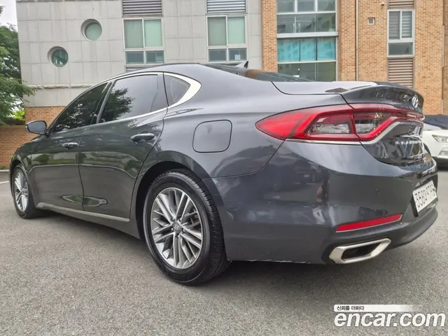 Hyundai Grandeur 2019 2.4 автомат (гидро), миниатюра 5