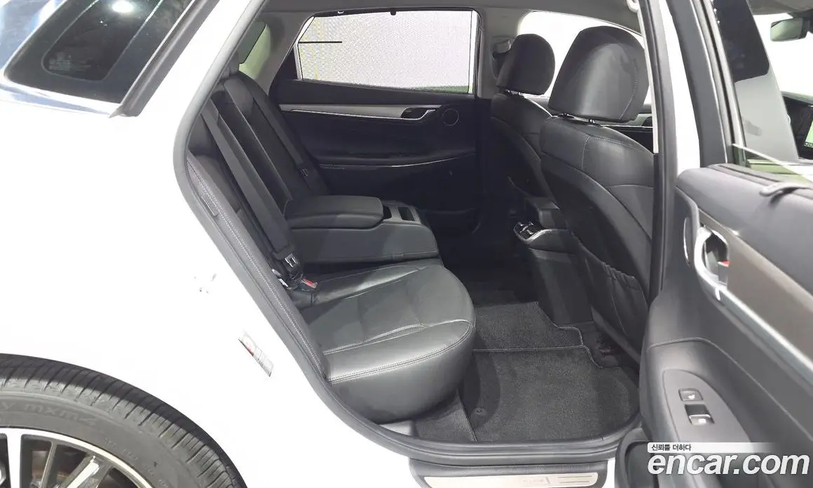 Hyundai Grandeur 2021 2.5 автомат (гидро), фото 17