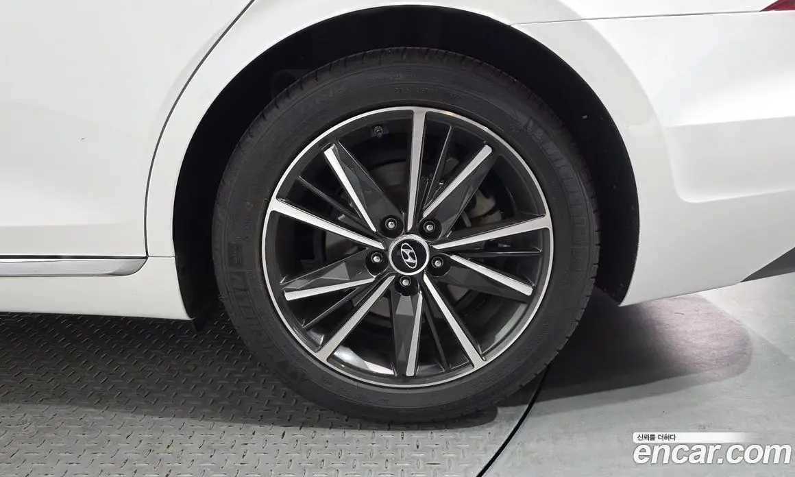 Hyundai Grandeur 2021 2.5 автомат (гидро), фото 7