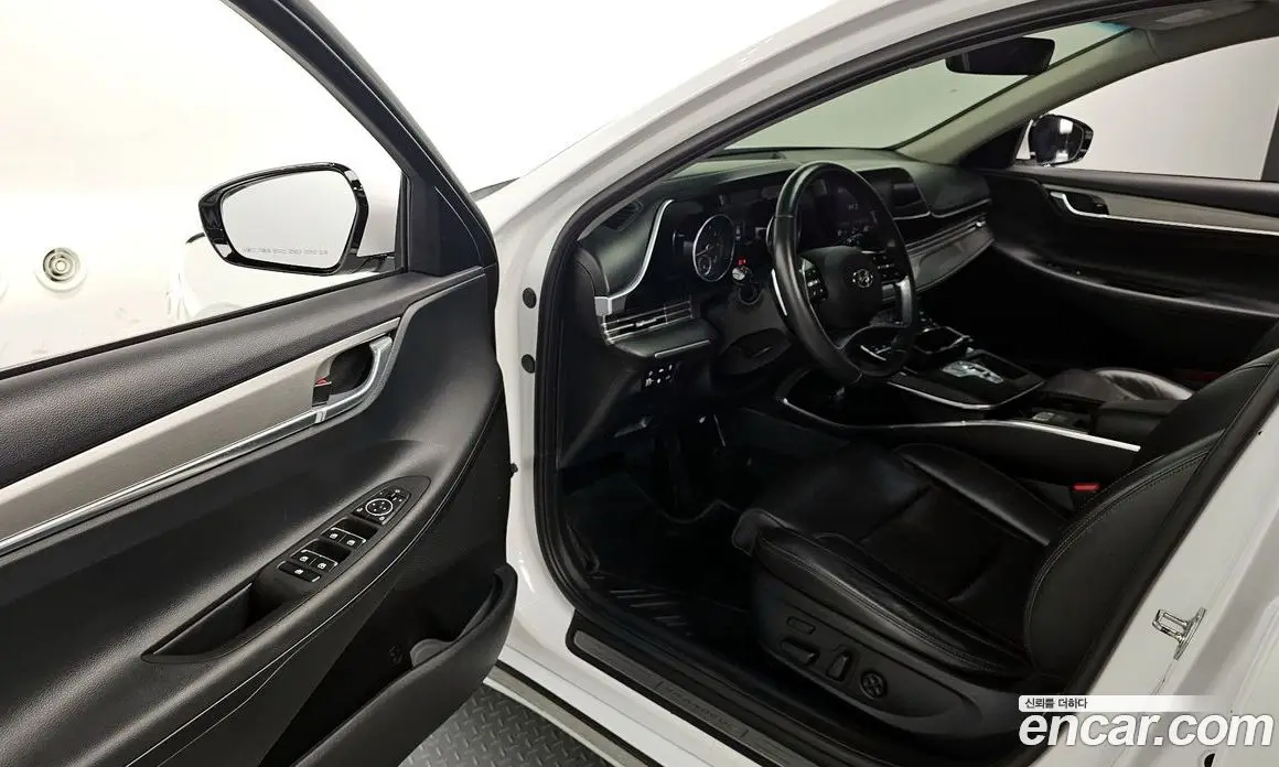 Hyundai Grandeur 2022 3.0 автомат (гидро), фото 11