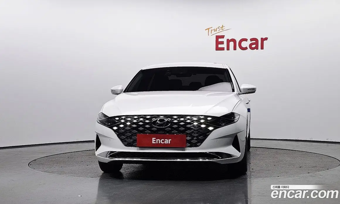 Hyundai Grandeur 2022 3.0 автомат (гидро), фото 3