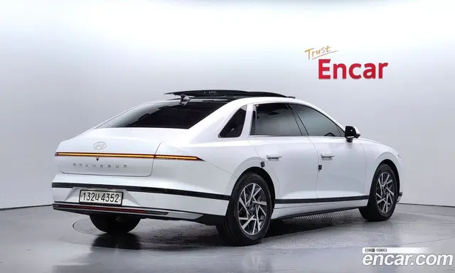 Hyundai Grandeur 2023 2.5 автомат (гидро), миниатюра 2