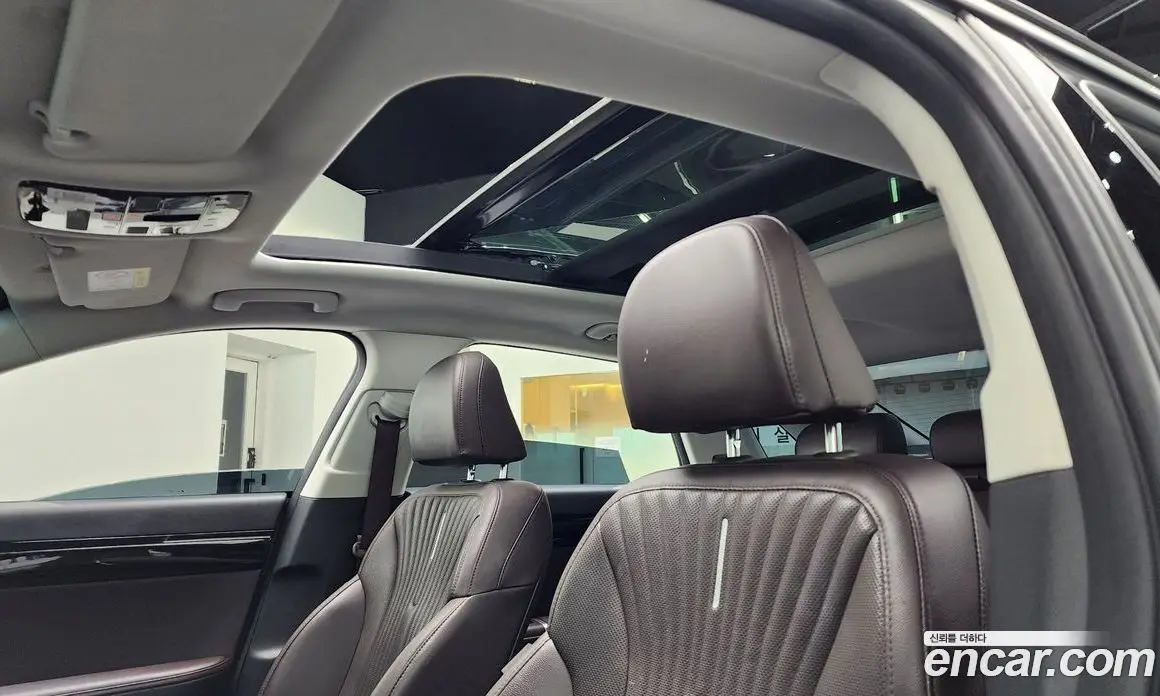 Hyundai Grandeur 2023 2.5 автомат (гидро), фото 19