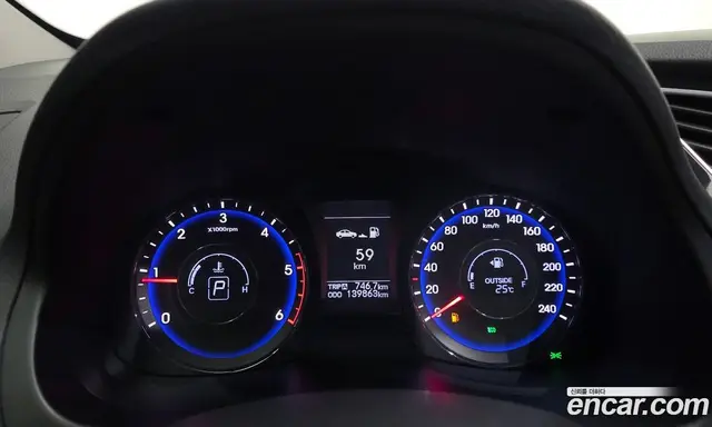 Hyundai i40 2012 1.7 автомат (гидро), миниатюра 11