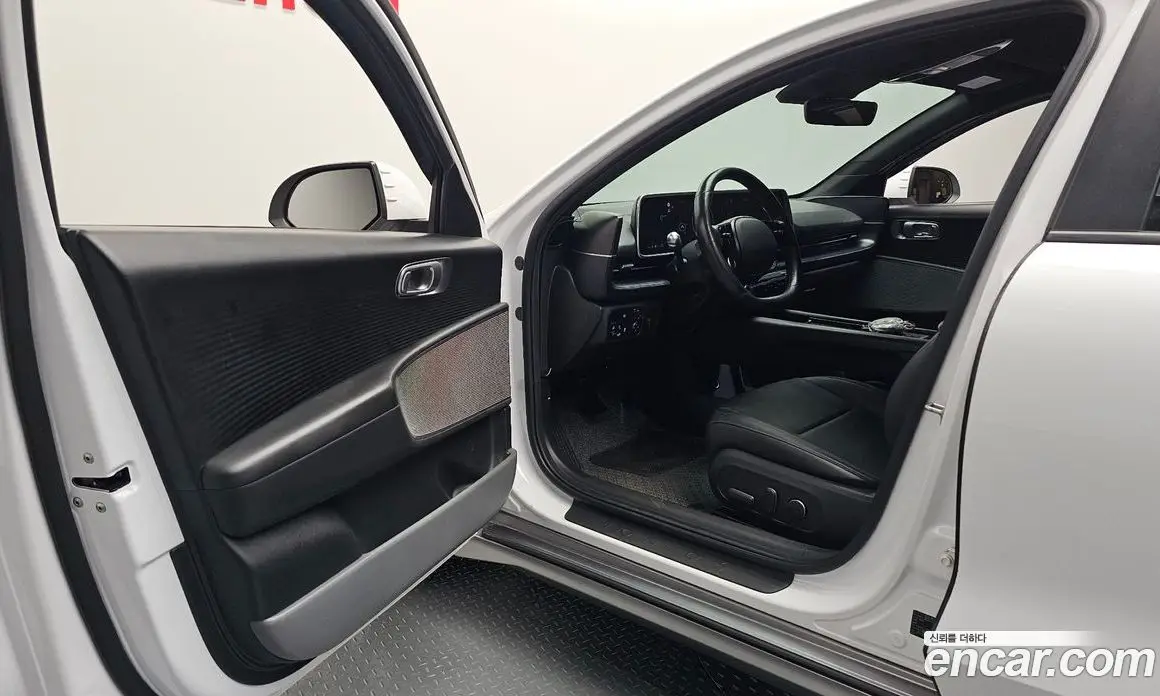 Hyundai Ioniq 6 2022 0.1 автомат (гидро), фото 10