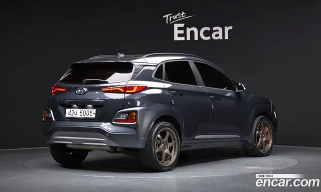 Hyundai Kona 2017 1.6 автомат (гидро), миниатюра 2