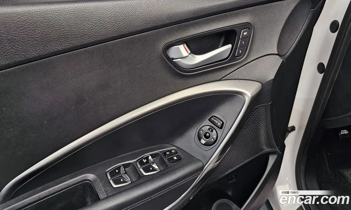 Hyundai Santa Fe 2015 2.0 автомат (гидро), фото 19