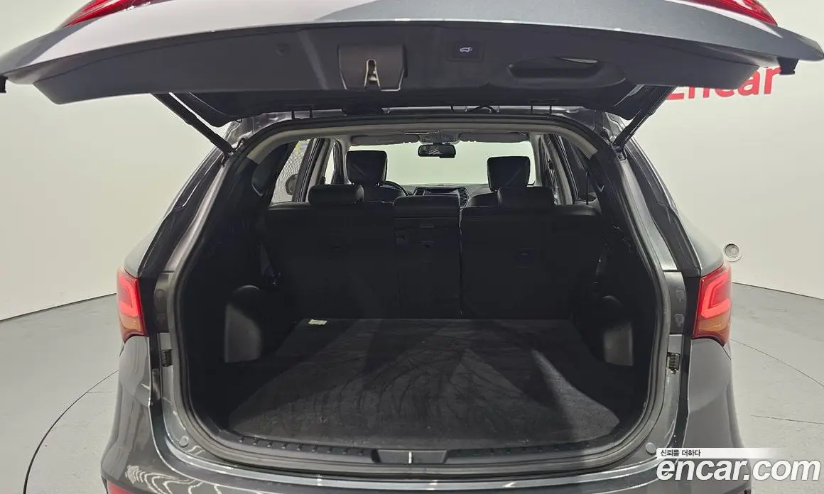 Hyundai Santa Fe 2017 2.0 автомат (гидро), фото 20