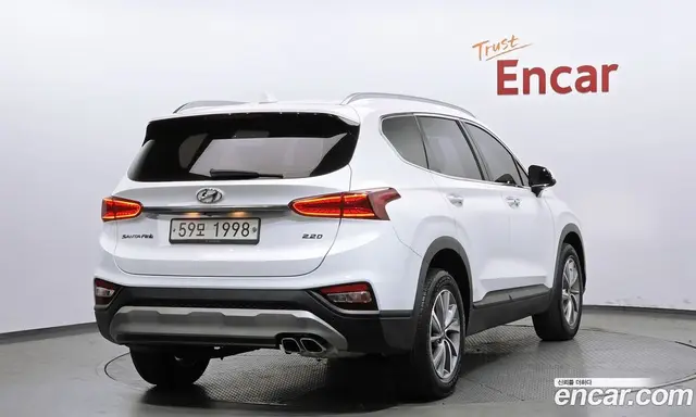 Hyundai Santa Fe 2018 2.2 автомат (гидро), миниатюра 2