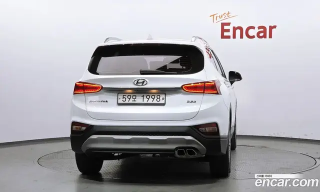Hyundai Santa Fe 2018 2.2 автомат (гидро), миниатюра 4
