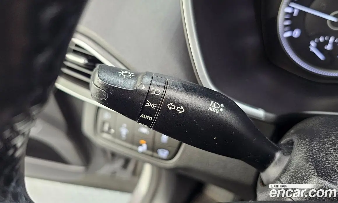 Hyundai Santa Fe 2020 2.0 автомат (гидро), фото 17