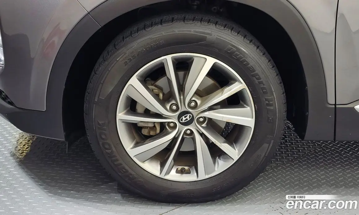 Hyundai Santa Fe 2020 2.0 автомат (гидро), фото 5