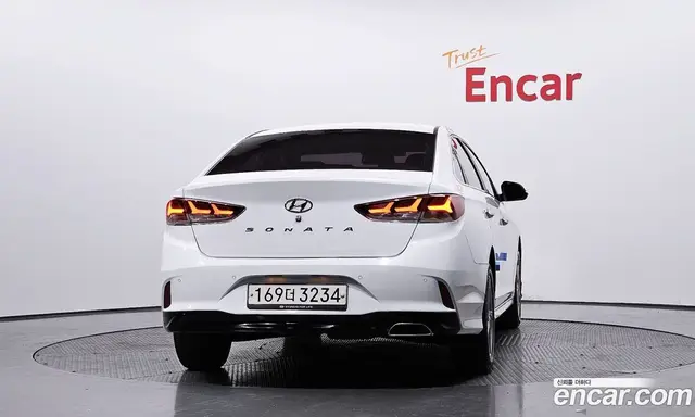Hyundai Sonata 2017 2.0 автомат (гидро), миниатюра 4