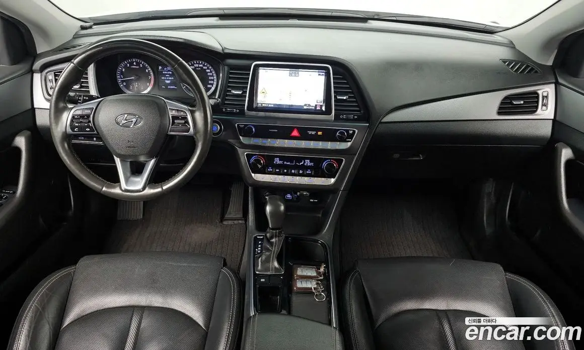 Hyundai Sonata 2017 2.0 автомат (гидро), фото 7