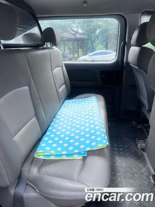 Hyundai Starex 2007 2.5 автомат (гидро), фото 2 Hyundai Starex 2007 2.5 автомат (гидро), фото 2