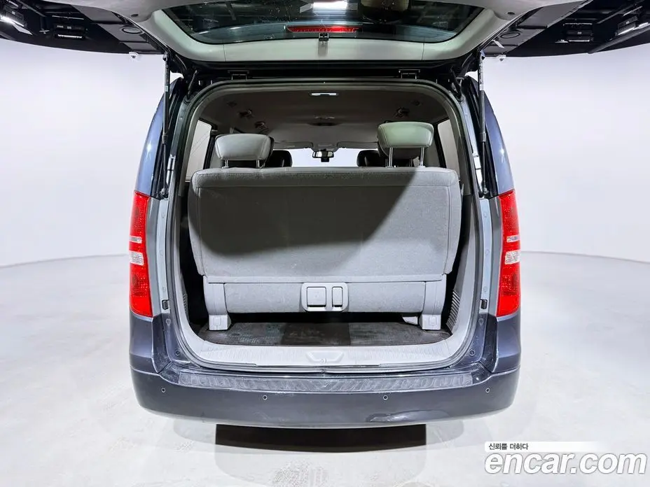 Hyundai Starex 2014 2.5 автомат (гидро), фото 19