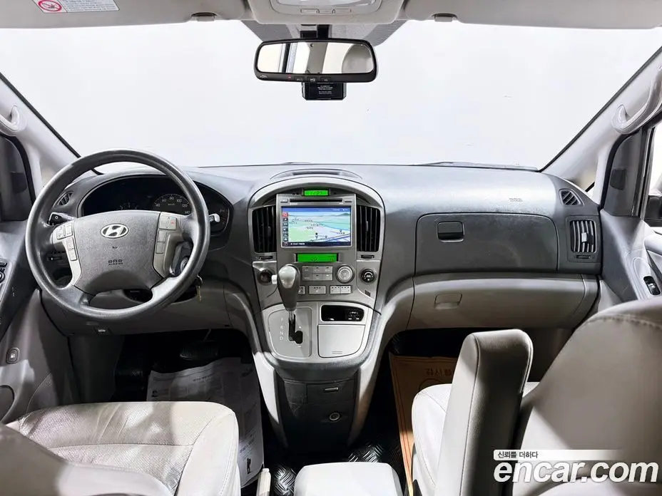 Hyundai Starex 2014 2.5 автомат (гидро), фото 4