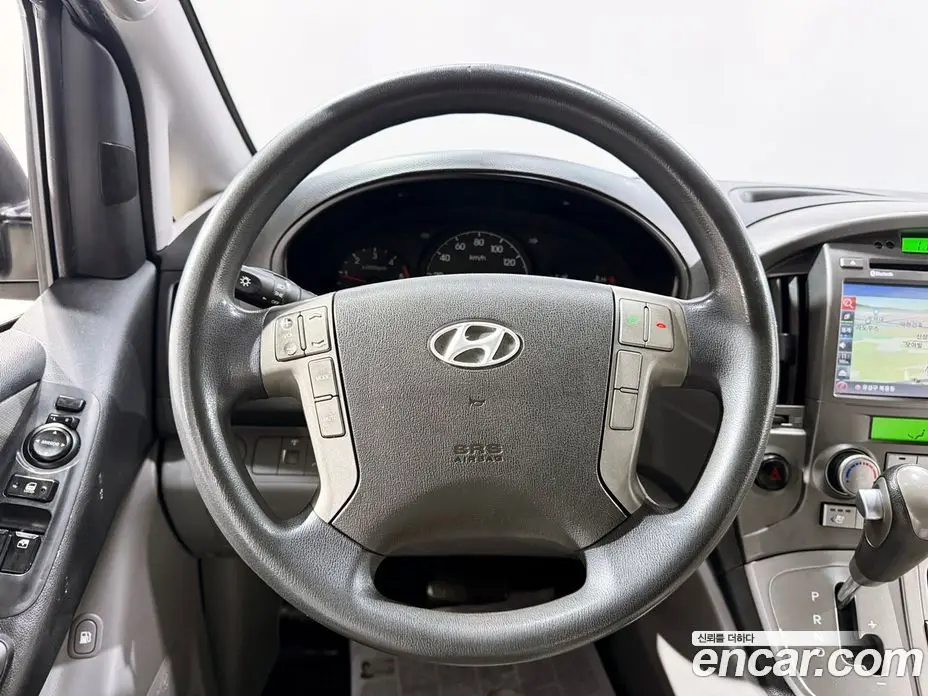 Hyundai Starex 2014 2.5 автомат (гидро), фото 6