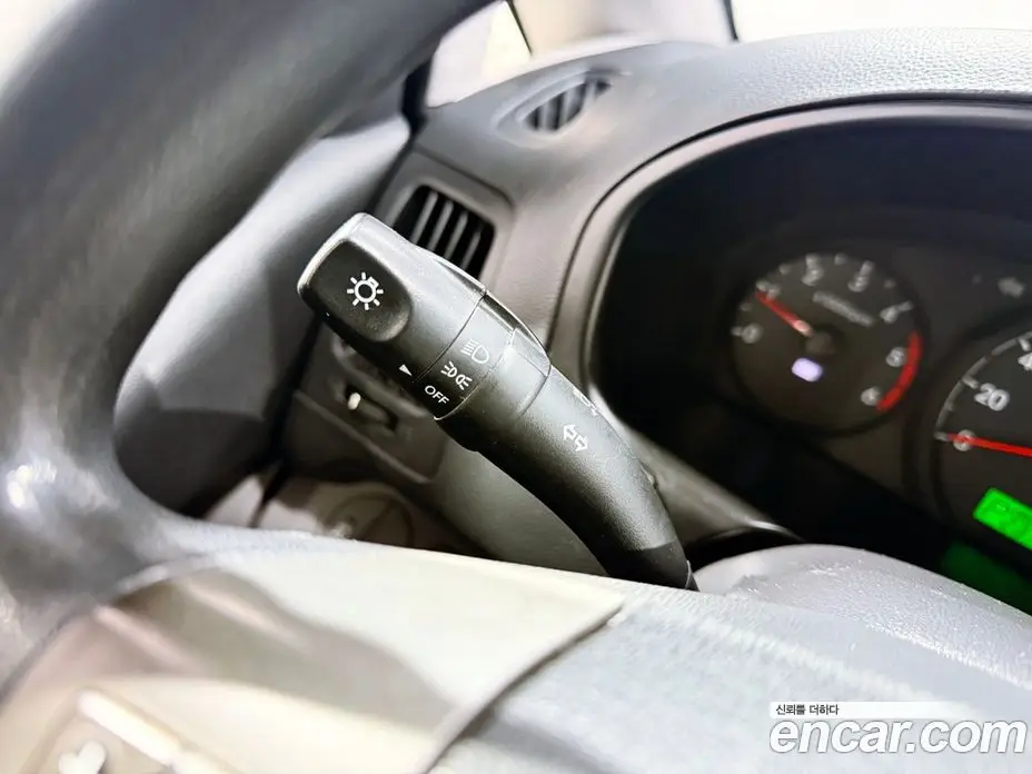 Hyundai Starex 2014 2.5 автомат (гидро), фото 8