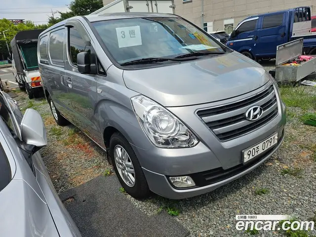 Hyundai Starex 2017 2.5 автомат (гидро), миниатюра 3 Hyundai Starex 2017 2.5 автомат (гидро), миниатюра 3