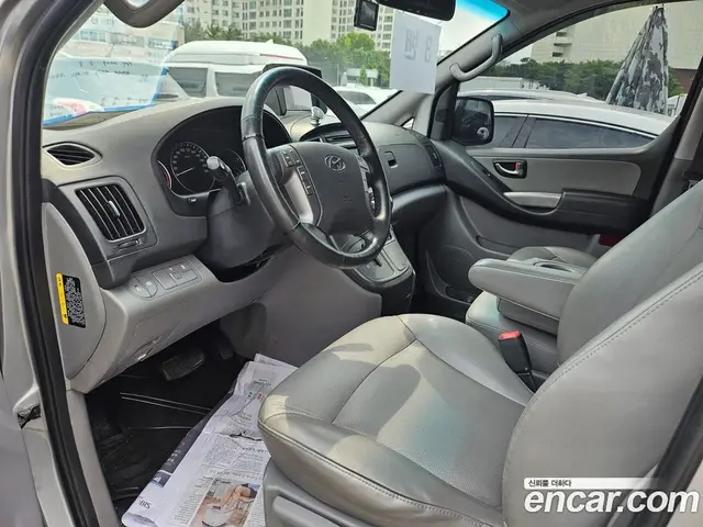 Hyundai Starex 2017 2.5 автомат (гидро), миниатюра 8 Hyundai Starex 2017 2.5 автомат (гидро), миниатюра 8