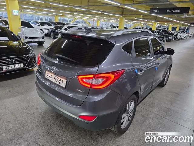 Hyundai Tucson 2014 2.0 автомат (гидро), миниатюра 8