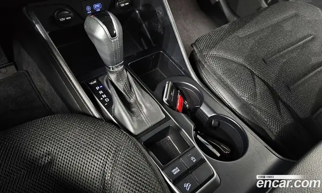 Hyundai Tucson 2017 1.7 автомат (гидро), миниатюра 9 Hyundai Tucson 2017 1.7 автомат (гидро), миниатюра 9