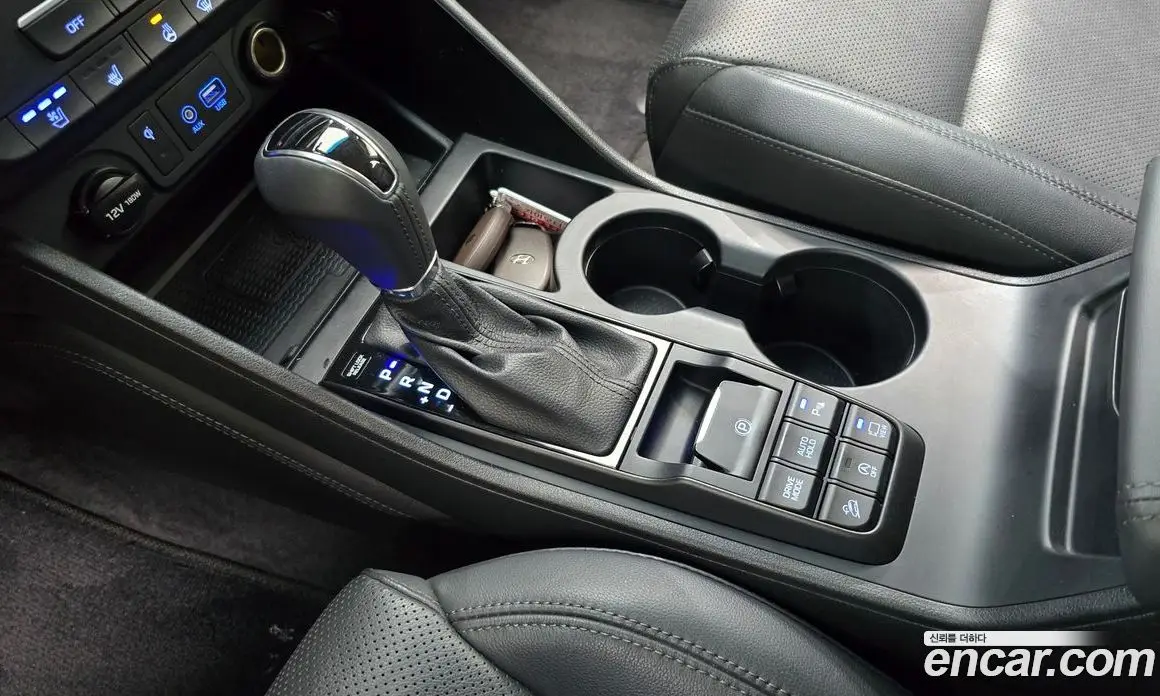 Hyundai Tucson 2019 1.6 автомат (гидро), фото 12