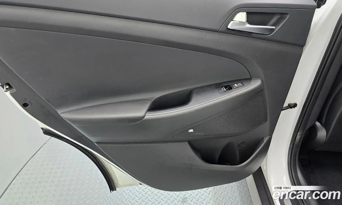 Hyundai Tucson 2019 1.6 автомат (гидро), фото 15