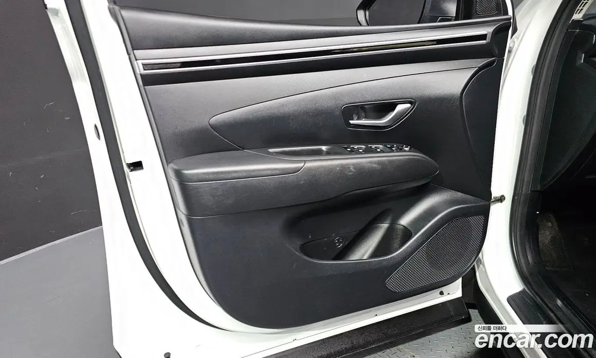 Hyundai Tucson 2022 1.6 автомат (гидро), фото 14