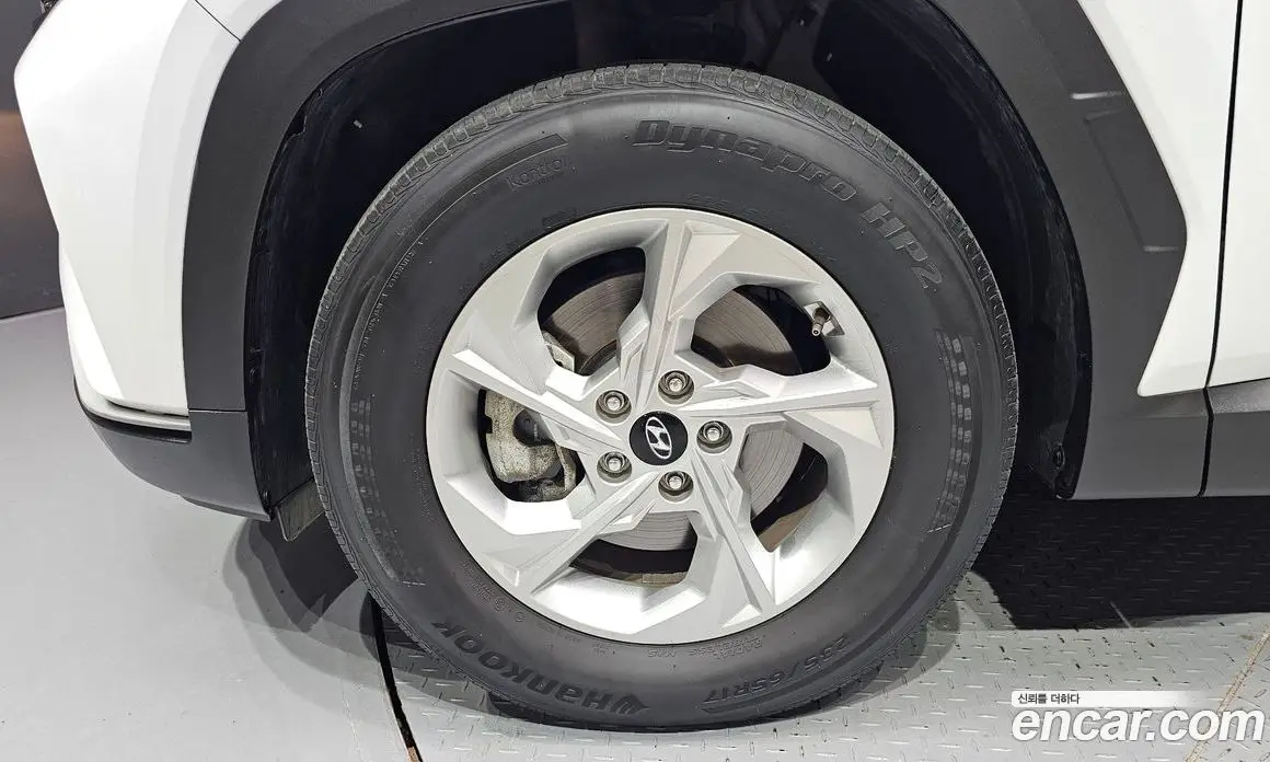 Hyundai Tucson 2022 1.6 автомат (гидро), фото 5
