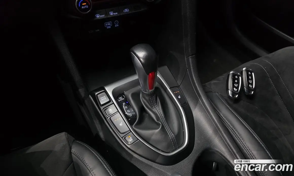 Hyundai Veloster 2019 1.4 автомат (гидро), фото 12
