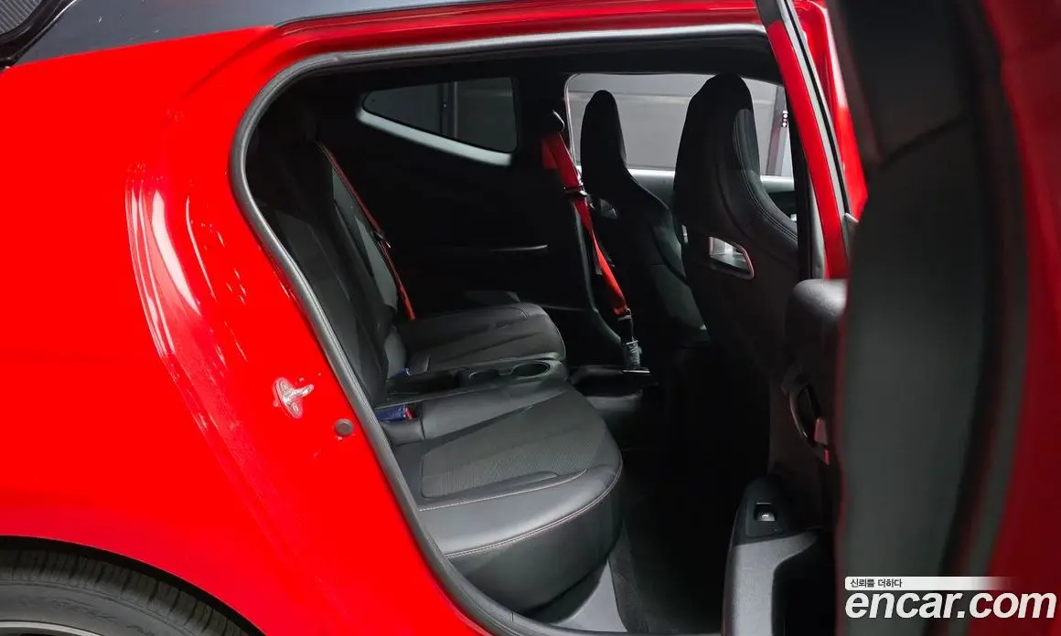 Hyundai Veloster 2019 1.4 автомат (гидро), фото 18