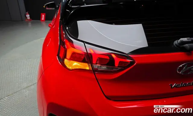 Hyundai Veloster 2019 1.4 автомат (гидро), миниатюра 9