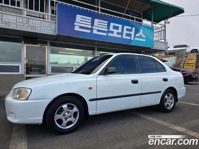 Hyundai Verna 2001 1.3 механика, миниатюра 3 Hyundai Verna 2001 1.3 механика, миниатюра 3